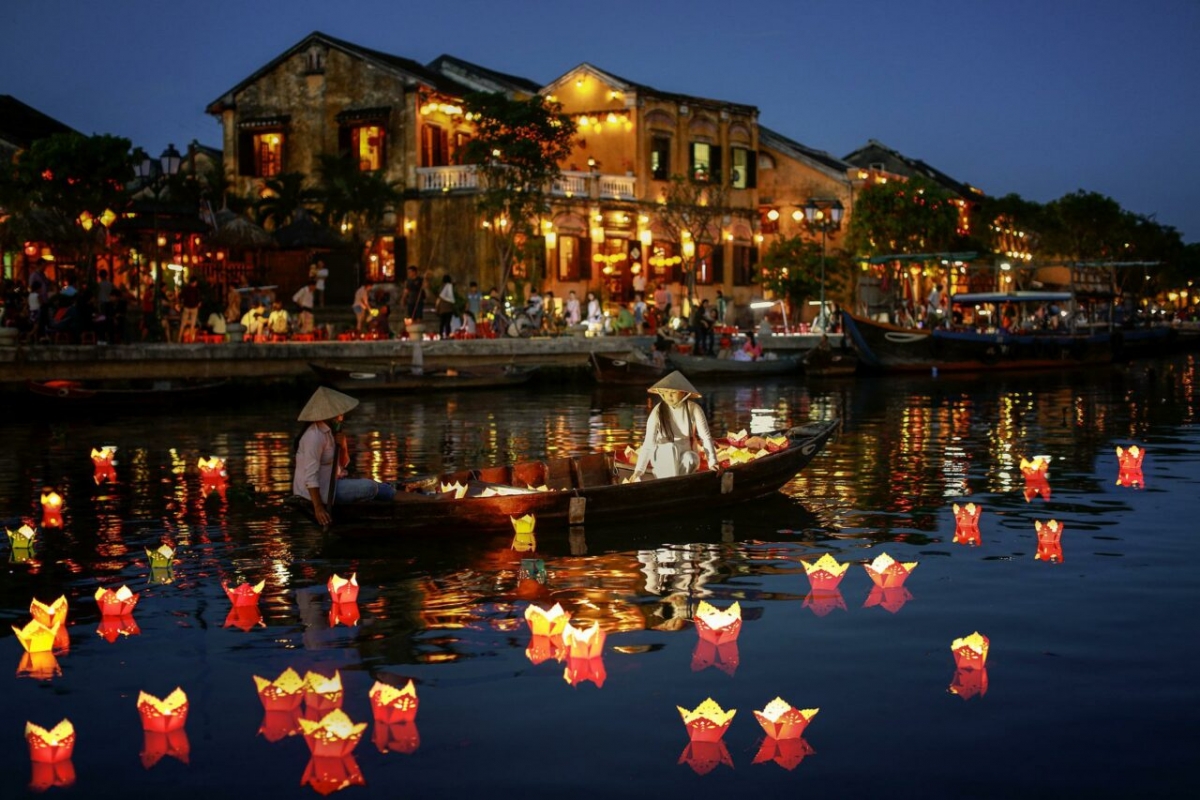 Hội An - Phố cổ thơ mộng
